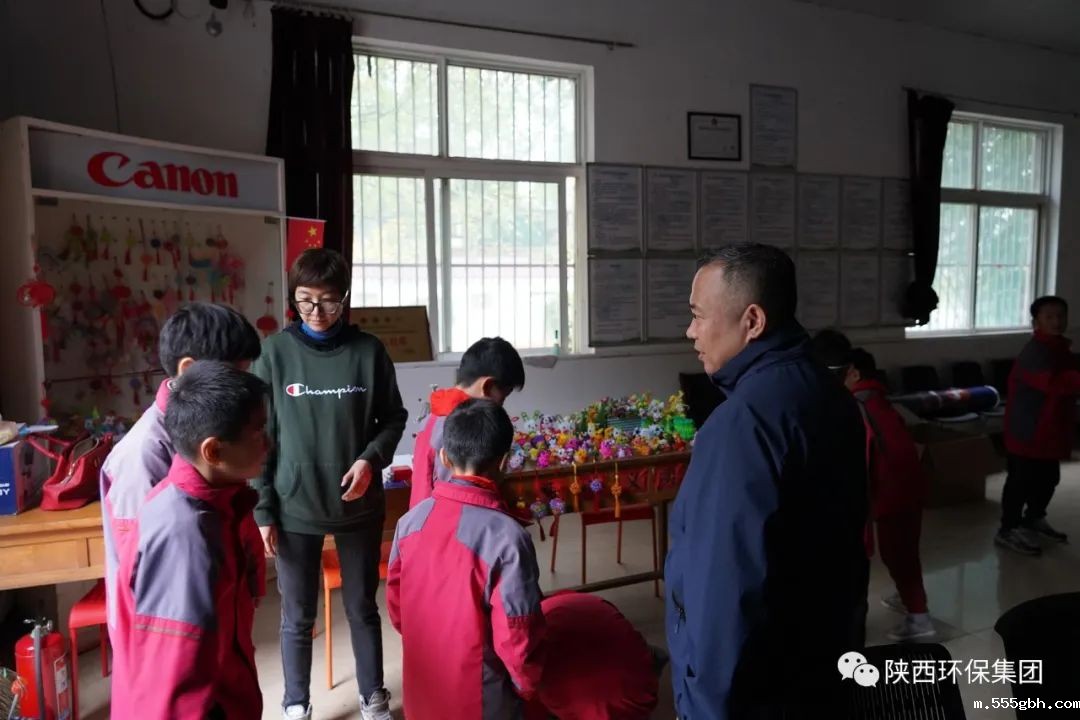 1697684637548551YrMi.jpg 640.jpg