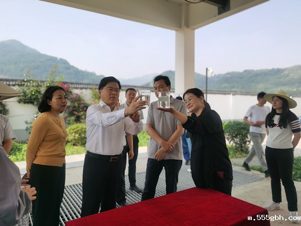 17161754727543942Nhe.jpg 配图 (1)_副本.jpg