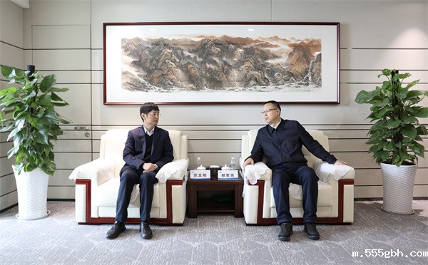 1740624811942154edmR.jpg 1.jpg