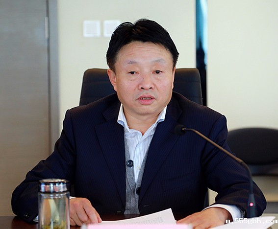 1491910936894140XIjW.jpg 投资基金董事长.jpg