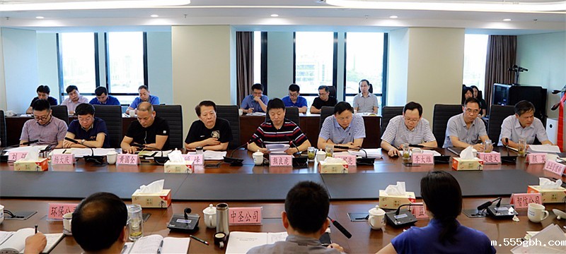 1497225436319392aKGU.jpg 半年经营专题会.jpg