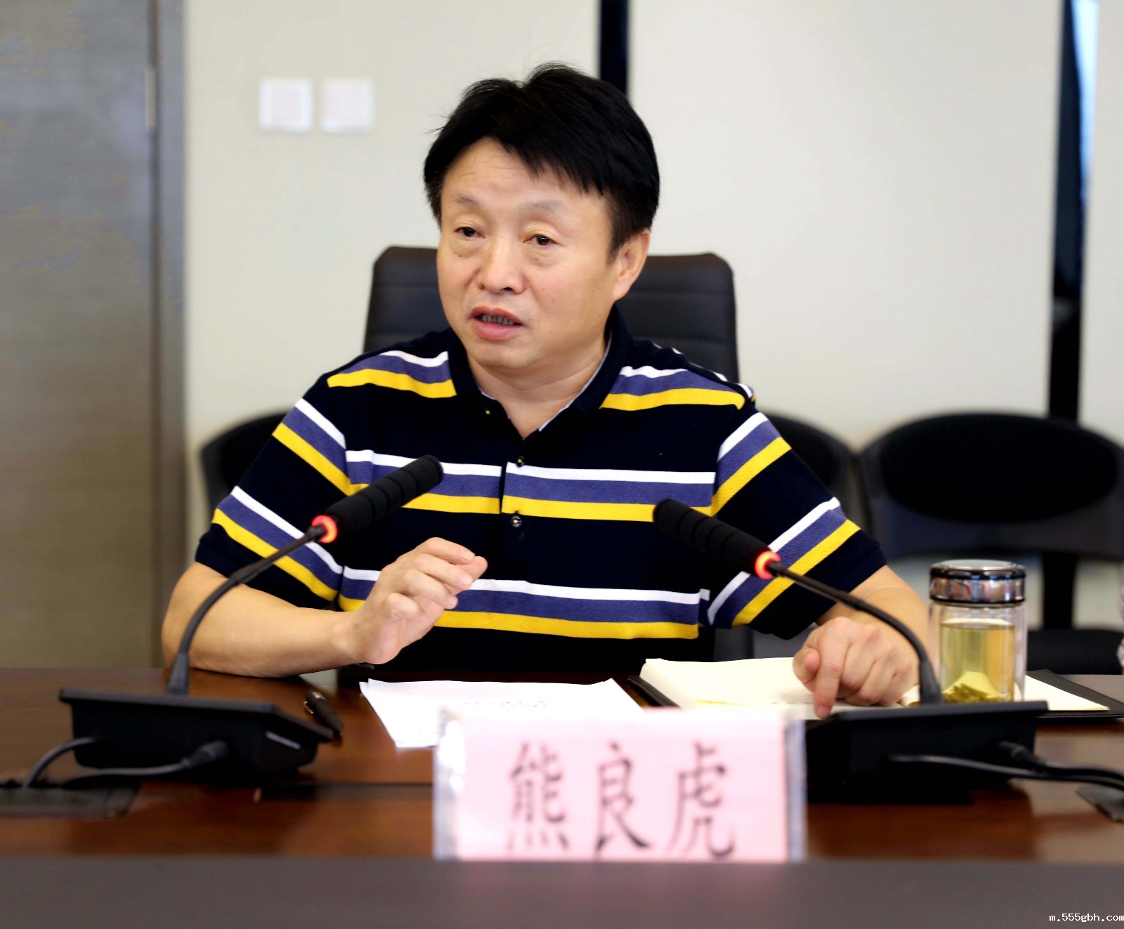 1505093503277085dLKz.jpg 熊良虎表态发言.jpg