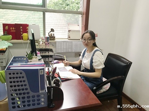 1531187304970575Ur16.jpg 7.监测中心贾雅倩.JPG