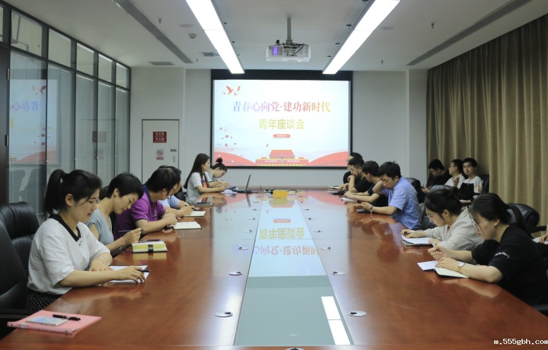 15608168795624646yOn.jpg 青春心向党.jpg