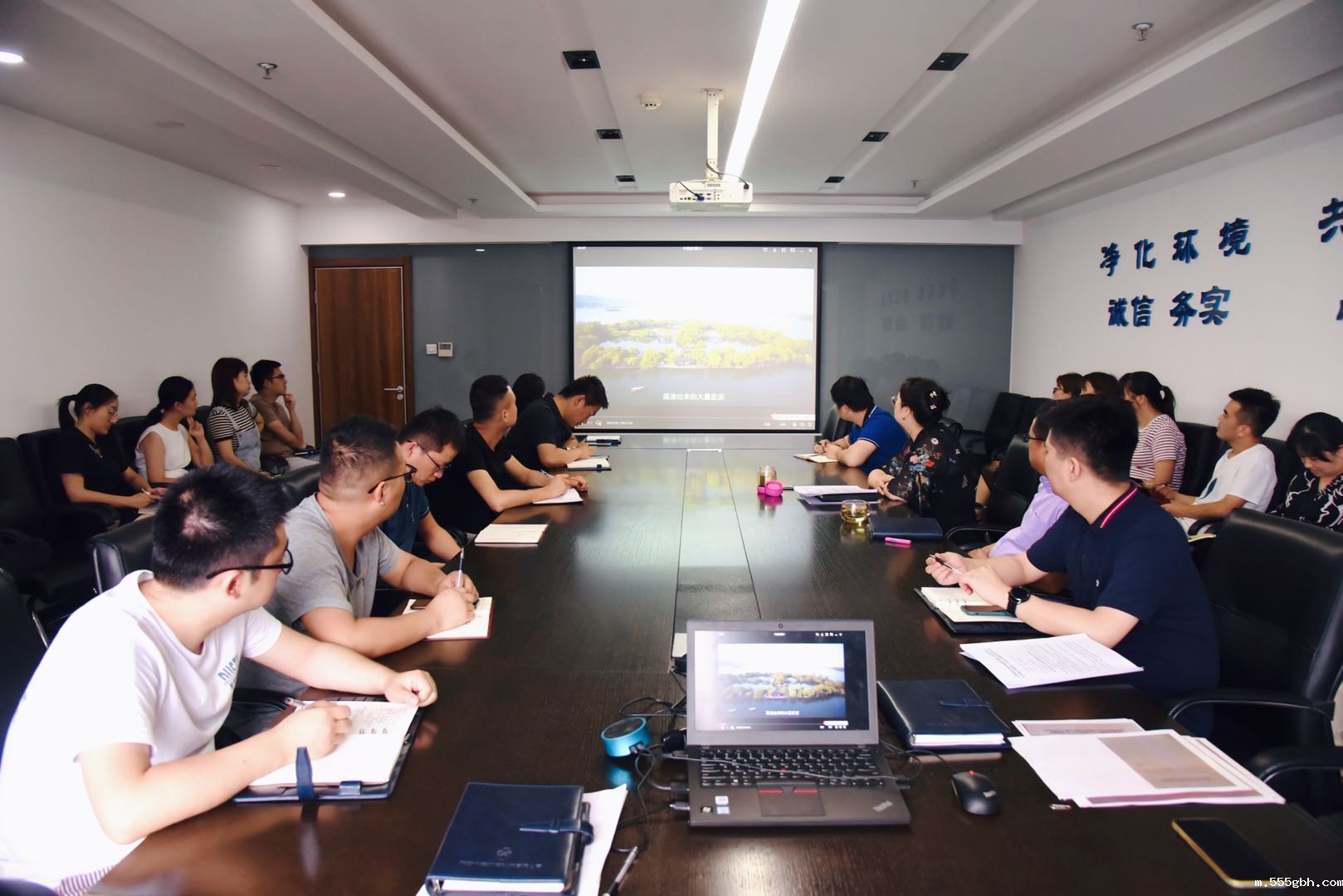 1596153814160701CStL.jpg c47e735ae670010417de791600a8710.jpg