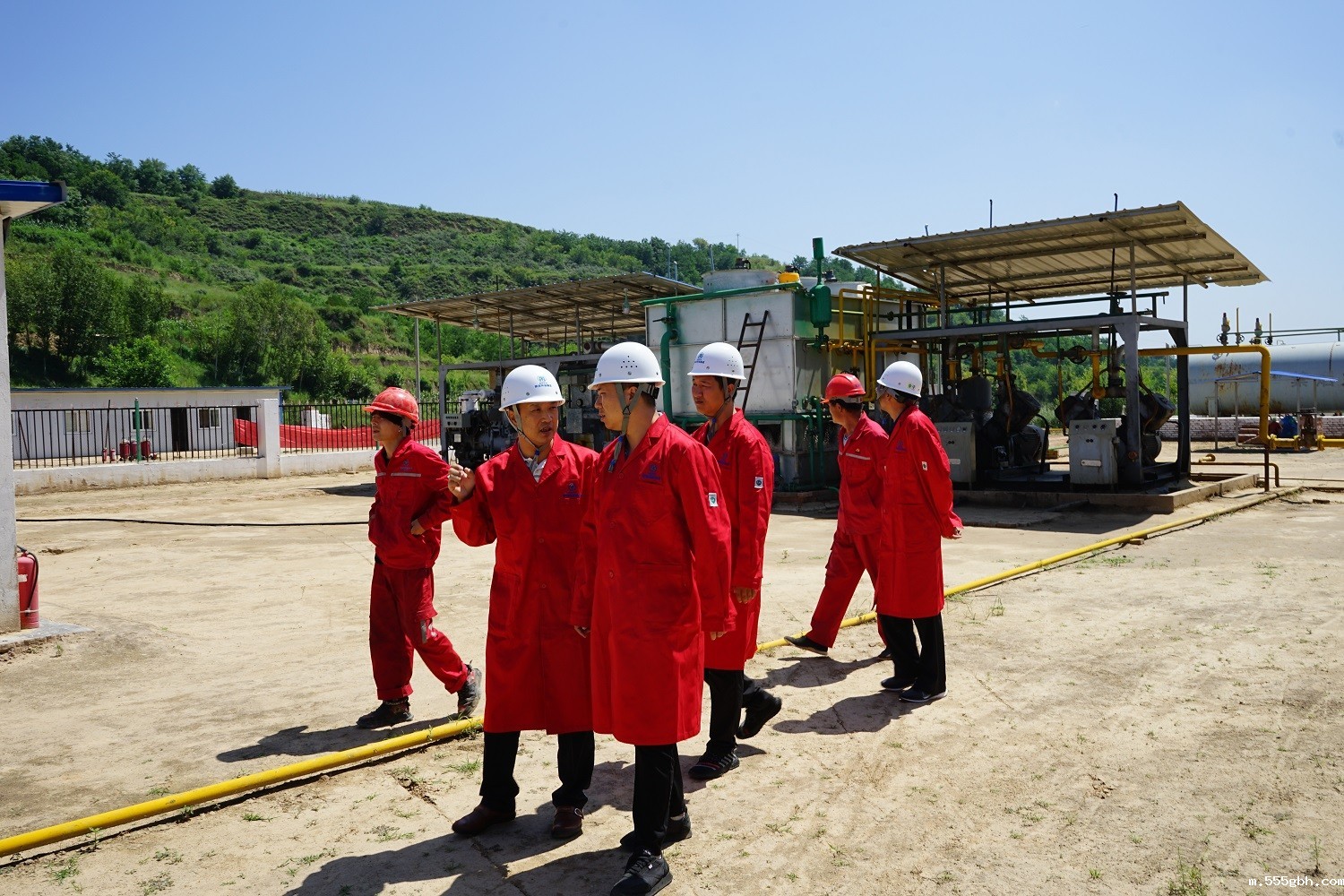 1596410753273907zfMX.jpg 下站包产实干照片.jpg