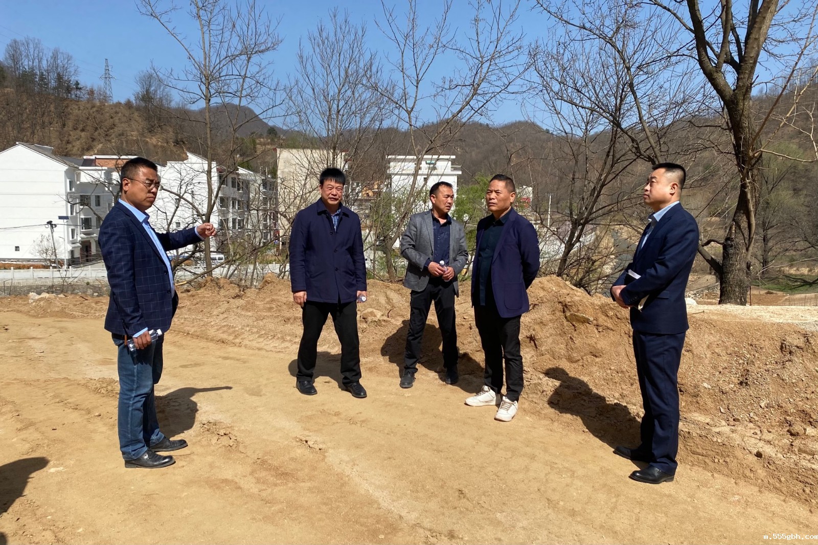 1616466506430841WnJ7.jpg 扶贫公司.jpg