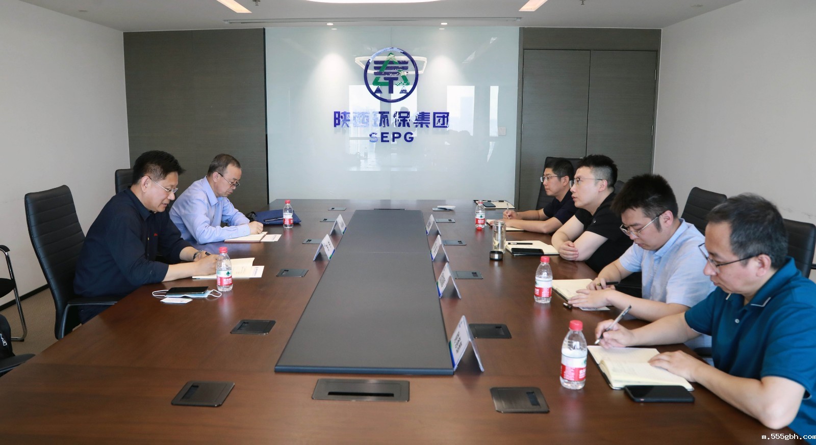 1622164517940929mAKw.jpg 集团.jpg