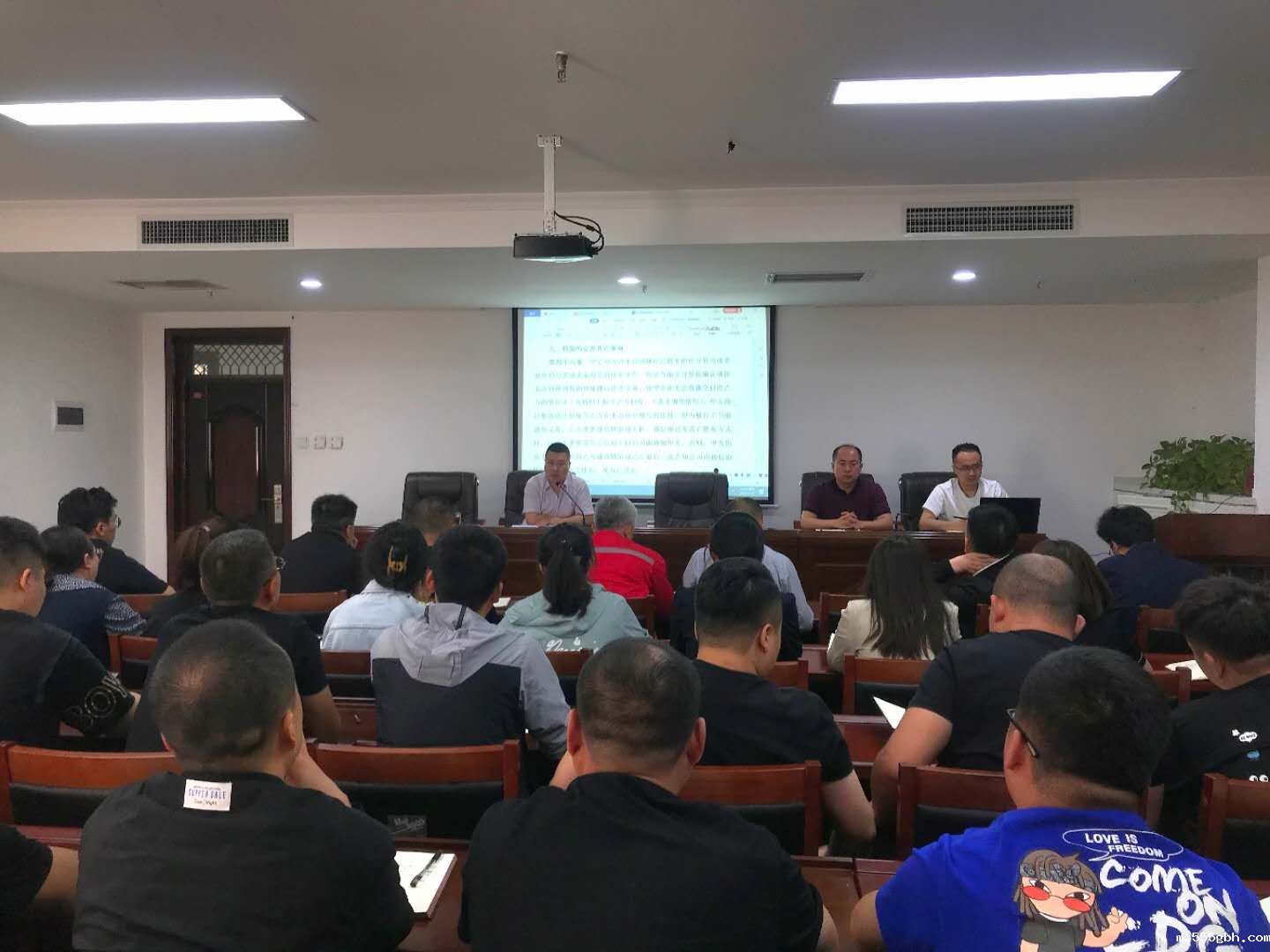 1622431227869964RwUY.jpg 保隆.jpg