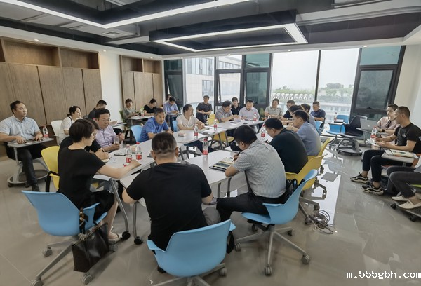 1626743208290499X949.jpg 秦创元现场会_副本.jpg