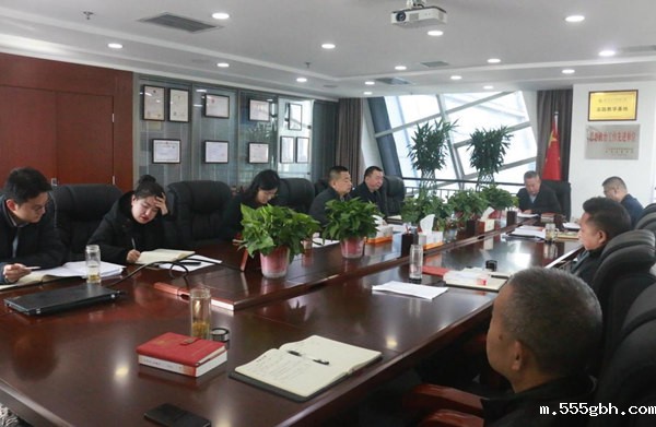 1636423377834162ihZw.jpg 水环境公司召开《中共中央国务院关于深入打好污染防治攻坚战的意见》专题学习会议_副本.jpg