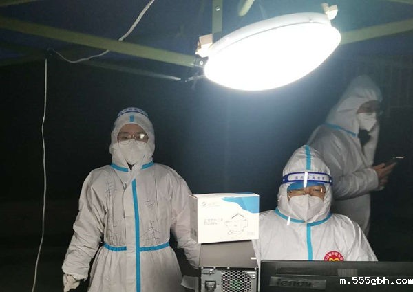 1640744788305861nhgr.jpg 杨利芳图片1_副本.jpg