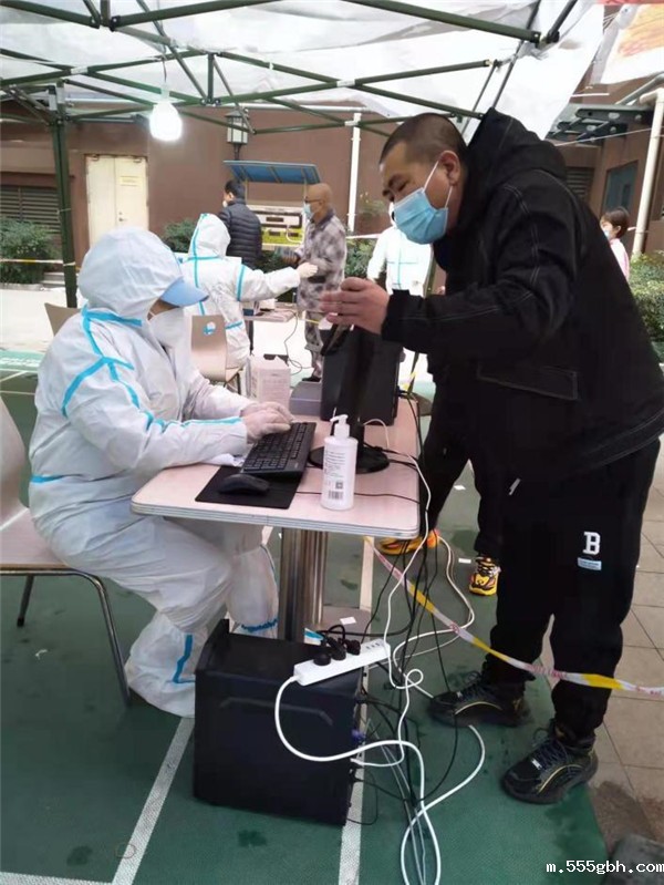 16407448568957431Wbb.jpg 李嘉晨图片12.jpg