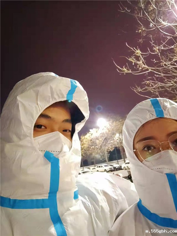 16408322801201576LLX.jpg 李国扬.jpg