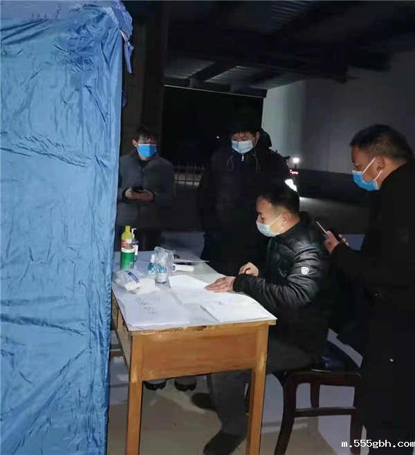 1641358148431020HpZh.jpg 积极协调,保证运输畅通.jpg