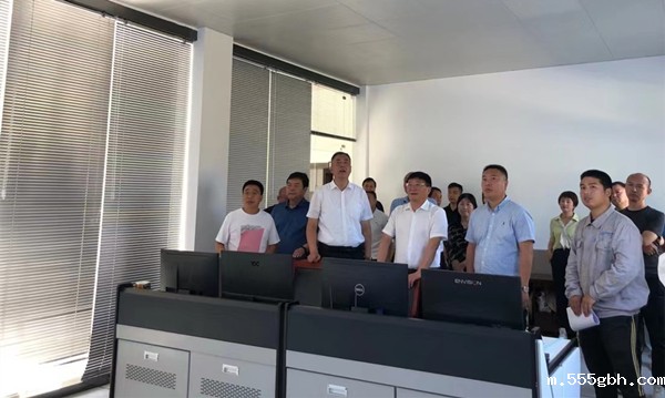 1658458523180092UDMH.jpg 商洛市人大常委会副主任冯永清到水环境公司山阳县污水处理厂调研_副本.jpg