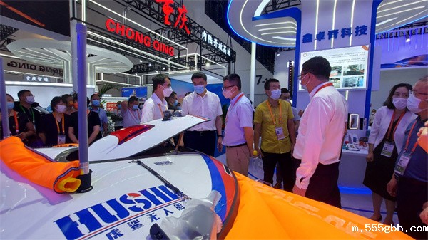 1658971780687933zios.jpg 0726-第2届国际消博会-图片2-李九红厅长-截图.jpg