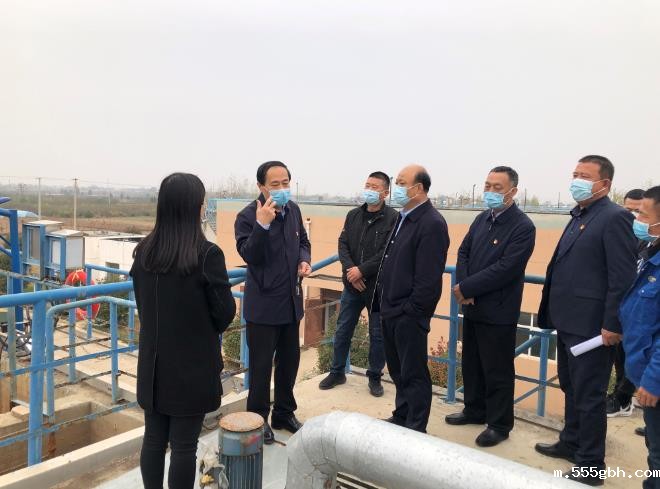 1668996435299027C8TE.jpg 大荔县委书记由建新到水环境公司大荔县经开区污水处理厂调研.jpg