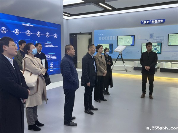 1677728371561047NhY3.jpg 参观展区_副本.jpg