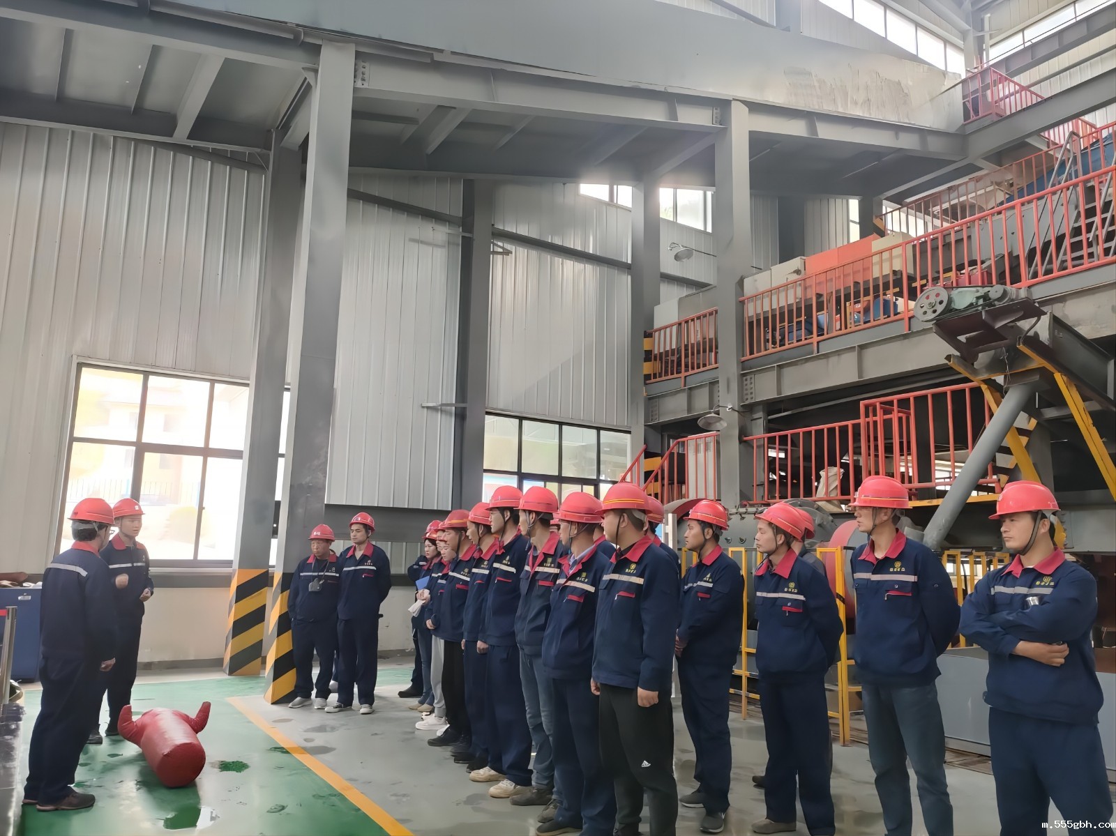 1682303950160520gjh4.jpg 触电演练23.4.22(2).jpg