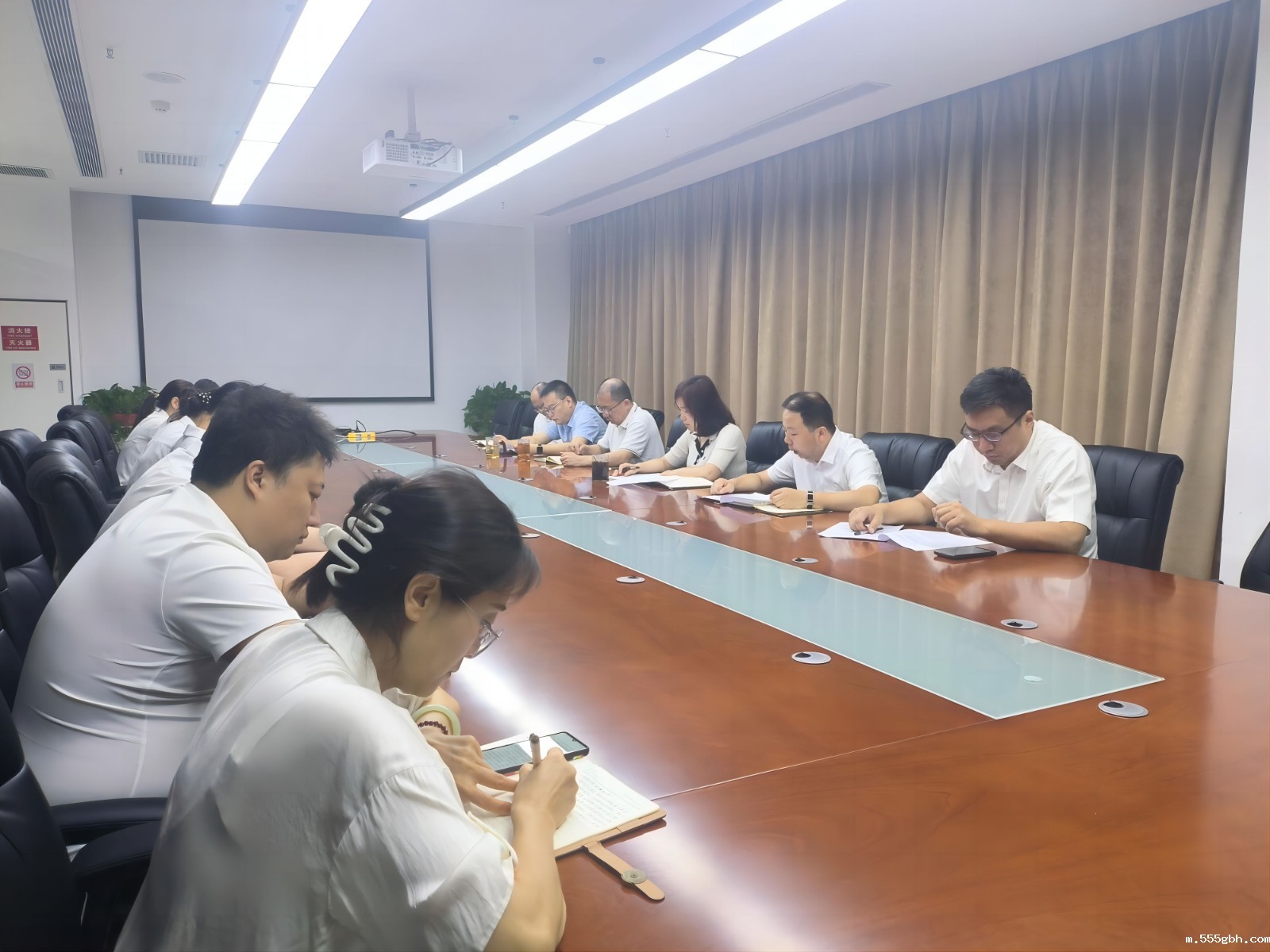 16916367654566950S0X.jpg 【智信公司召开传达学习集团“三个年”活动推进会精神专题会议】.jpg