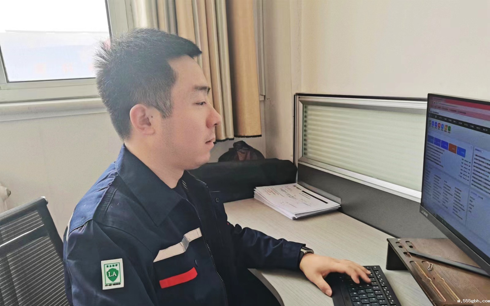 1709690256792285aTJX.jpg 刘飞.jpg