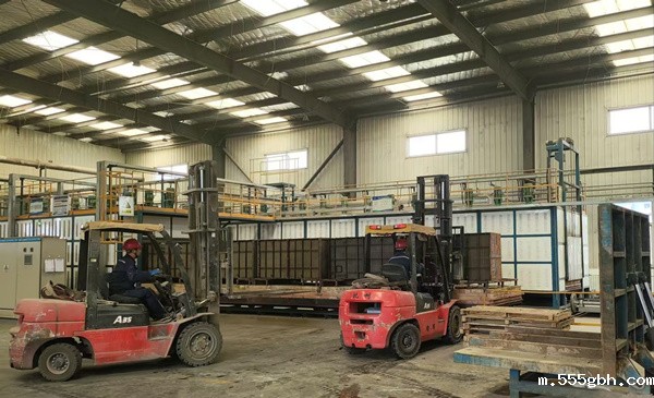 1754531320692122soTO.jpg 新能源公司繁忙生产场景_副本.jpg